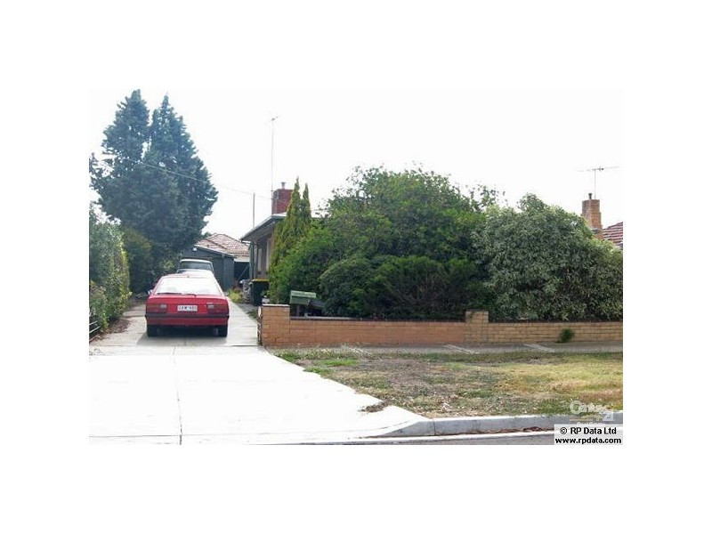 9 Charlotte Street, Newport VIC 3015