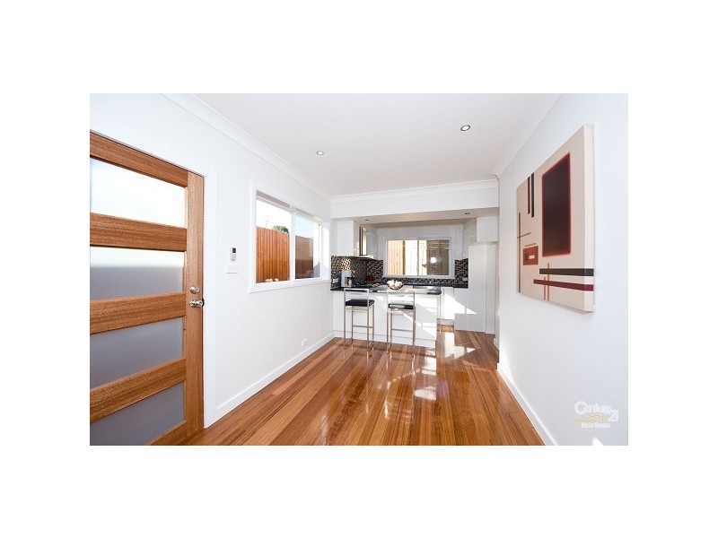 3/10 Blenheim Road, Newport VIC 3015