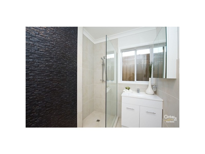 3/10 Blenheim Road, Newport VIC 3015