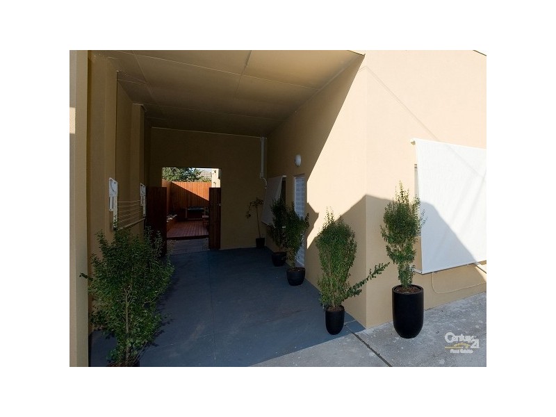 3/10 Blenheim Road, Newport VIC 3015