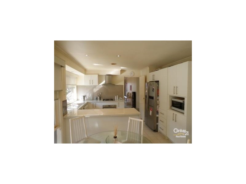 7 DORIS DRIVE, Hoppers Crossing VIC 3029