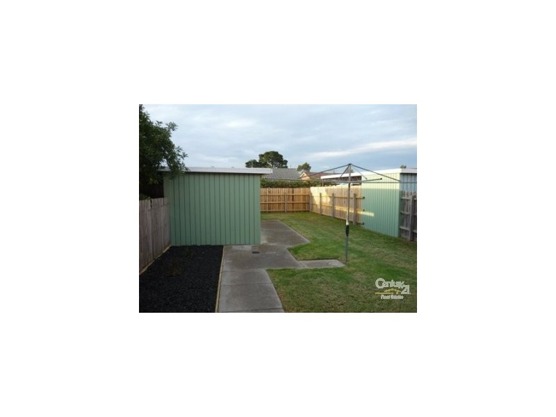 72 WOODS STREET, Laverton VIC 3028