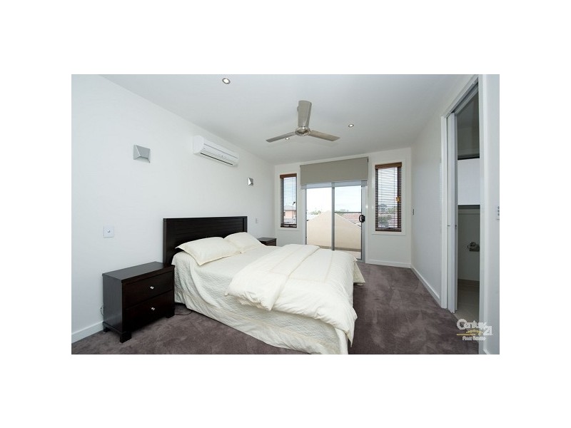 119 Seventh Avenue, Altona North VIC 3025