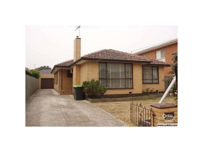 24 THE CIRCLE, Altona North VIC 3025