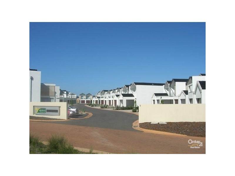 37/9 Greg Norman Drive, Sanctuary Lakes VIC 3030