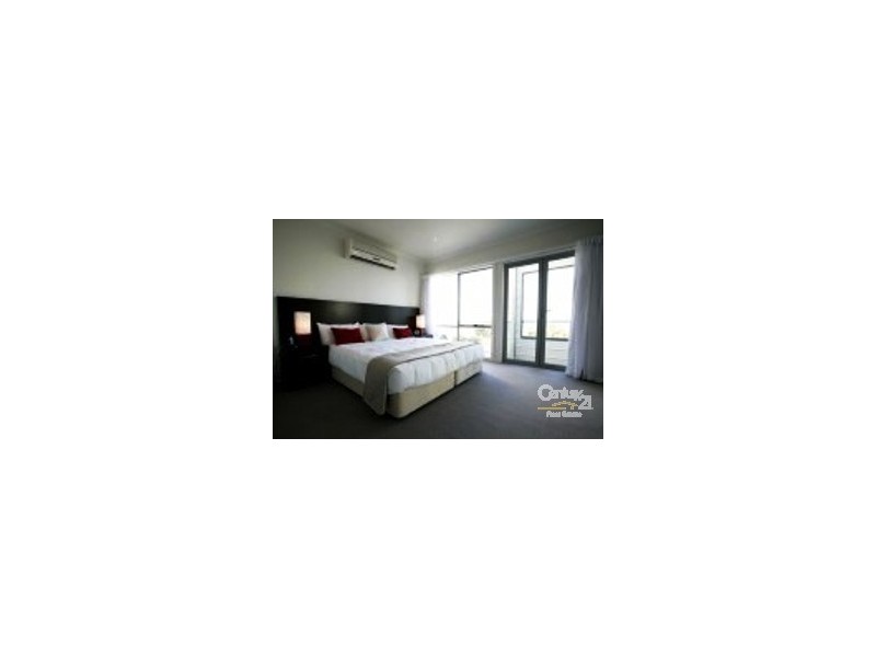 37/9 Greg Norman Drive, Sanctuary Lakes VIC 3030