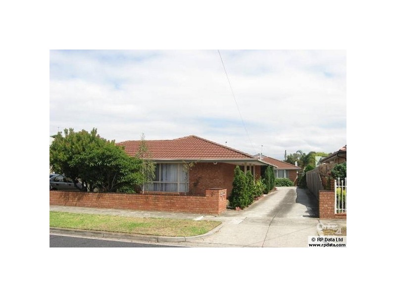 2/9 STANLEY STREET, Altona VIC 3018