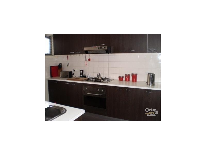 5/92 OXFORD STREET, Newport VIC 3015