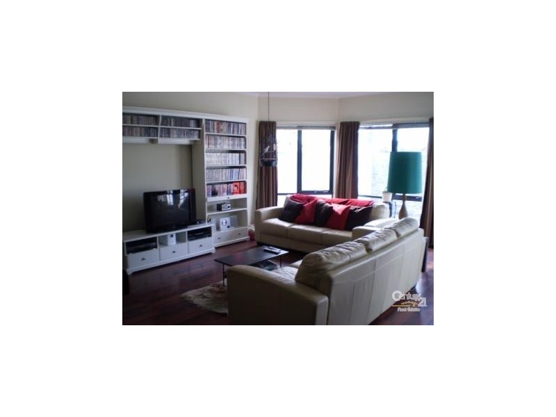 5/92 OXFORD STREET, Newport VIC 3015