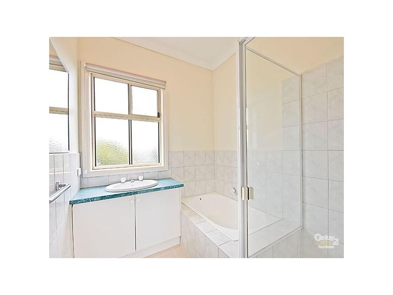 6/70 KOROROIT CREEK ROAD, Williamstown VIC 3016