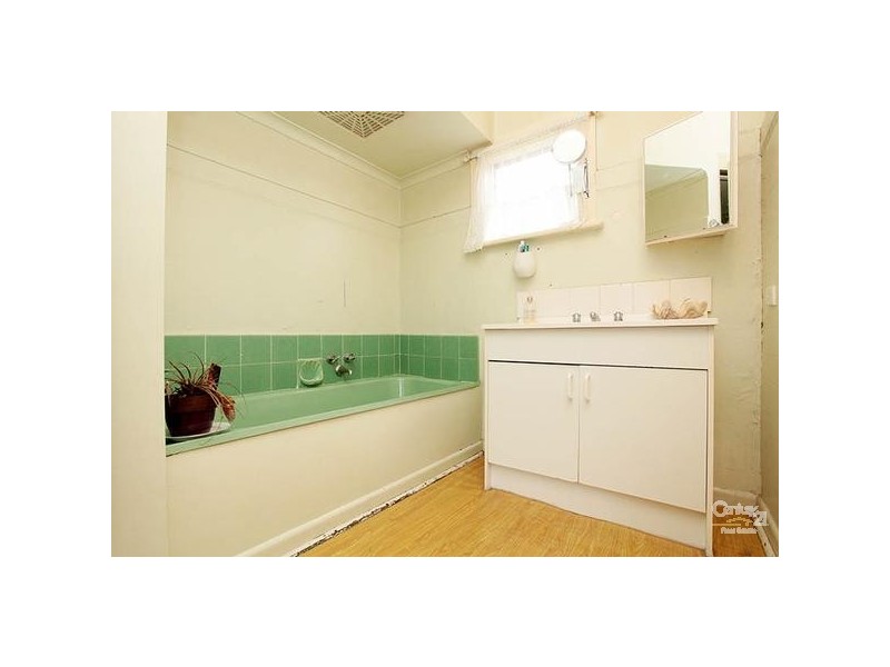 25 QUEEN STREET, Williamstown VIC 3016