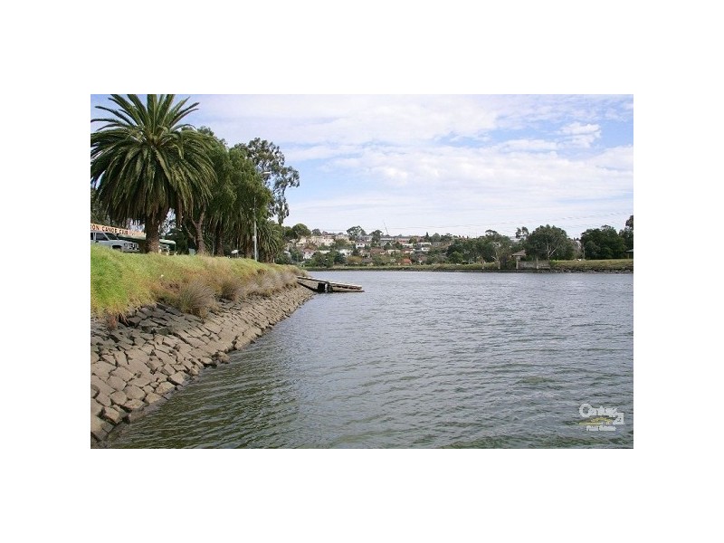 3/11 Chifley Drive, Maribyrnong VIC 3032