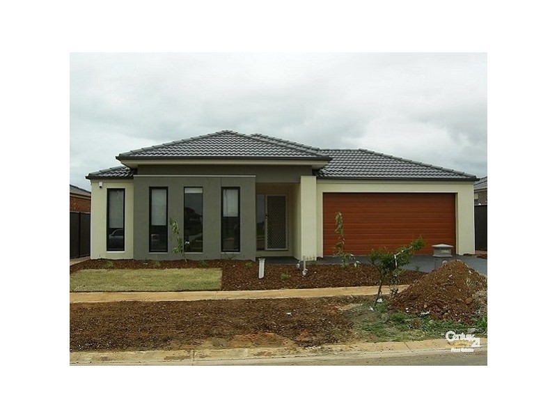 51 PANKHURST PROMENADE, Point Cook VIC 3030