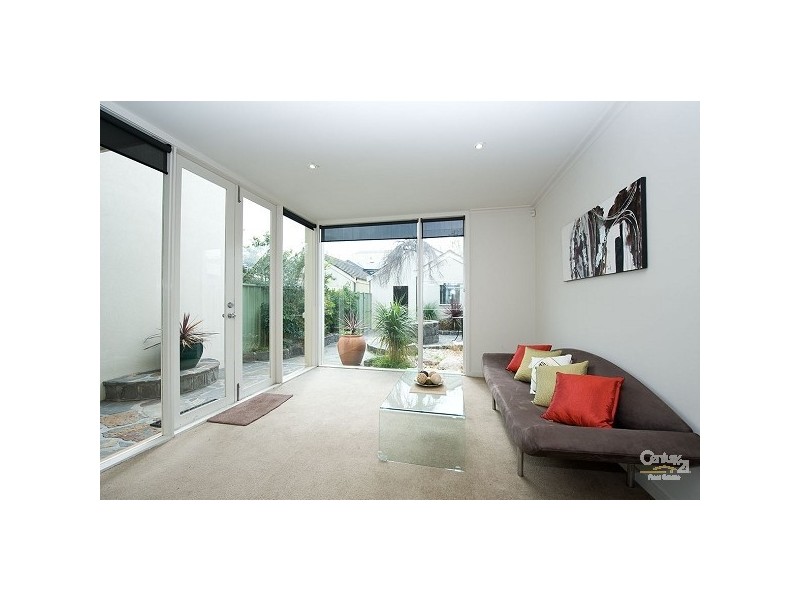 9 Hoffman Terrace, Williamstown VIC 3016