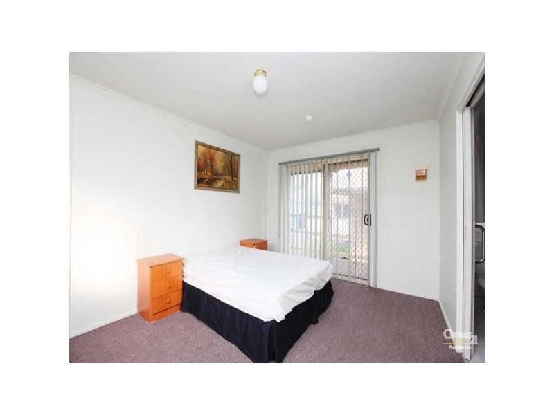 4 SYDNEY STREET, Newport VIC 3015