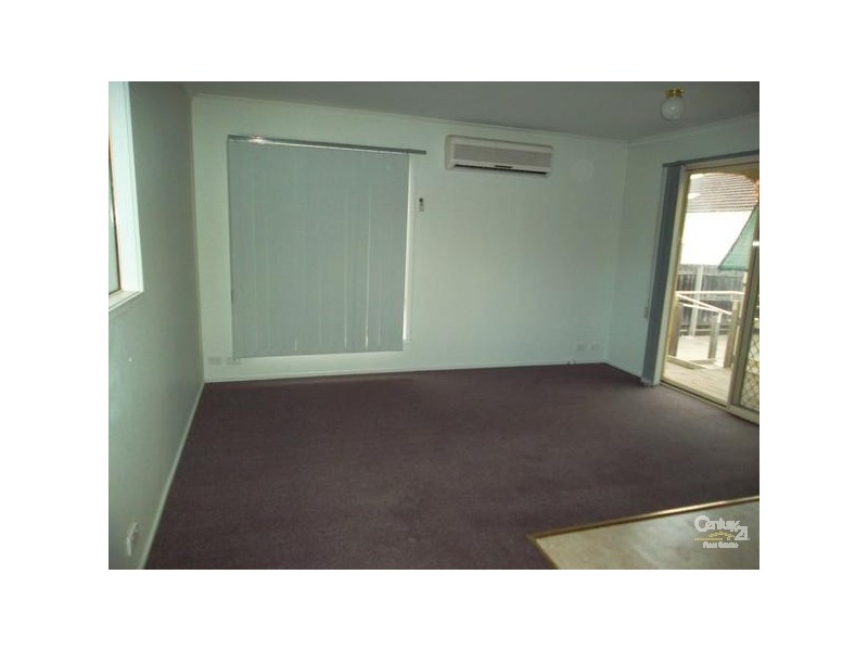 4 SYDNEY STREET, Newport VIC 3015