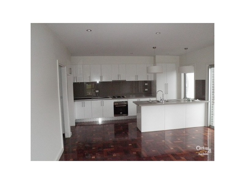 3/71 OXFORD STREET, Newport VIC 3015