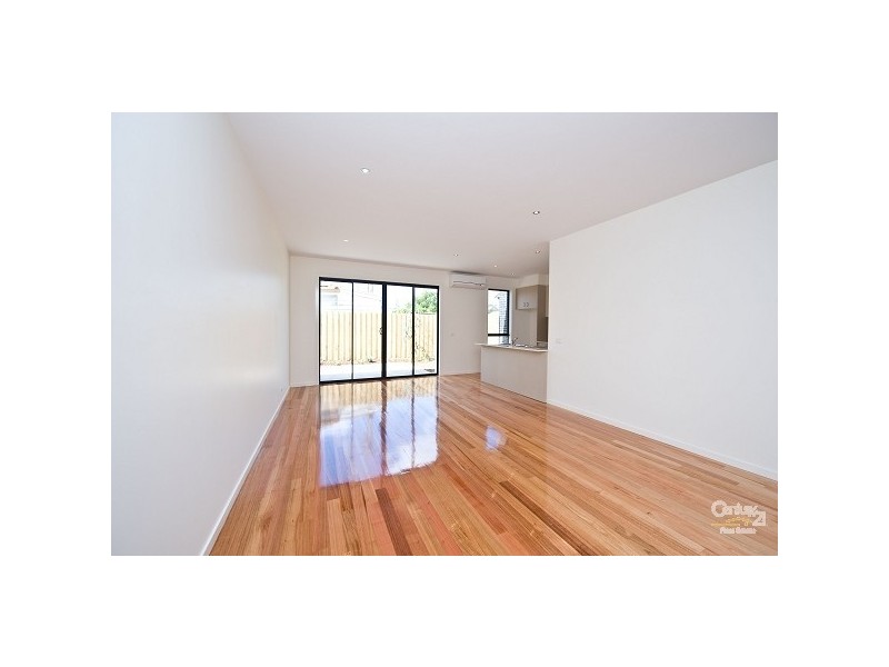 2/185 Blackshaws Rd, Newport VIC 3015