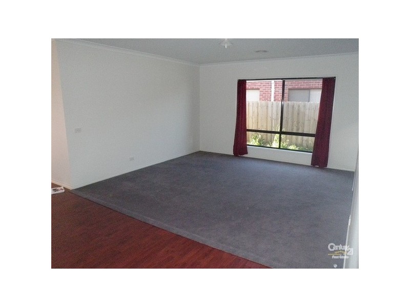 17 HOME ROAD, Point Cook VIC 3030