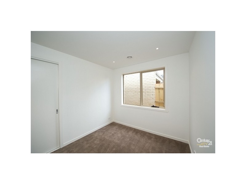 91 North Road, Newport VIC 3015