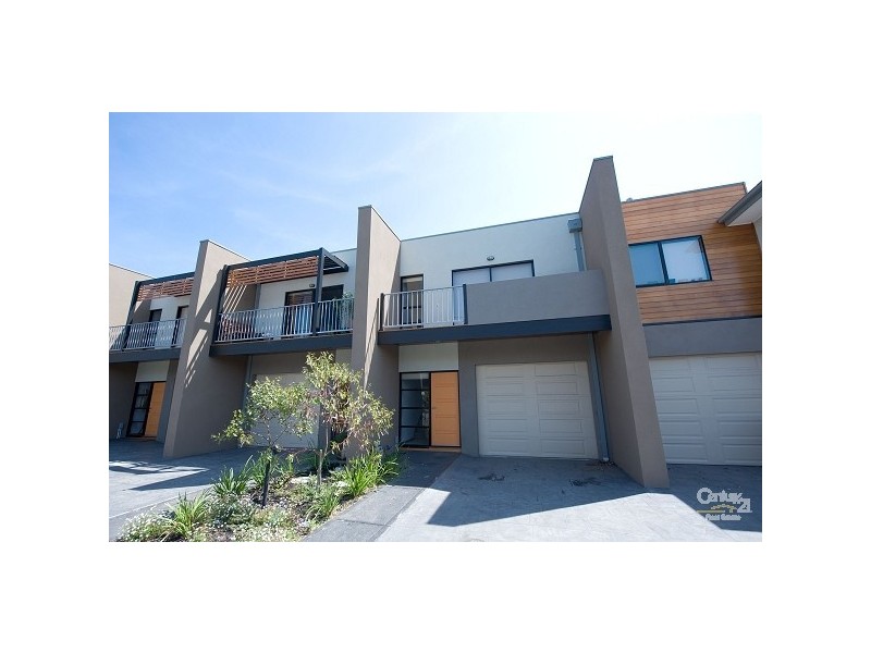 1 Kingham Street, Newport VIC 3015