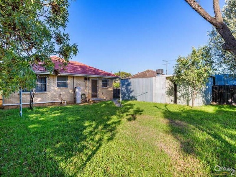 47 CROPLEY CRESCENT, Laverton VIC 3028