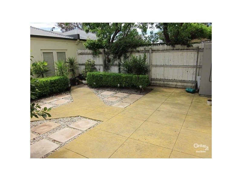 210 KOROROIT CREEK ROAD, Williamstown VIC 3016