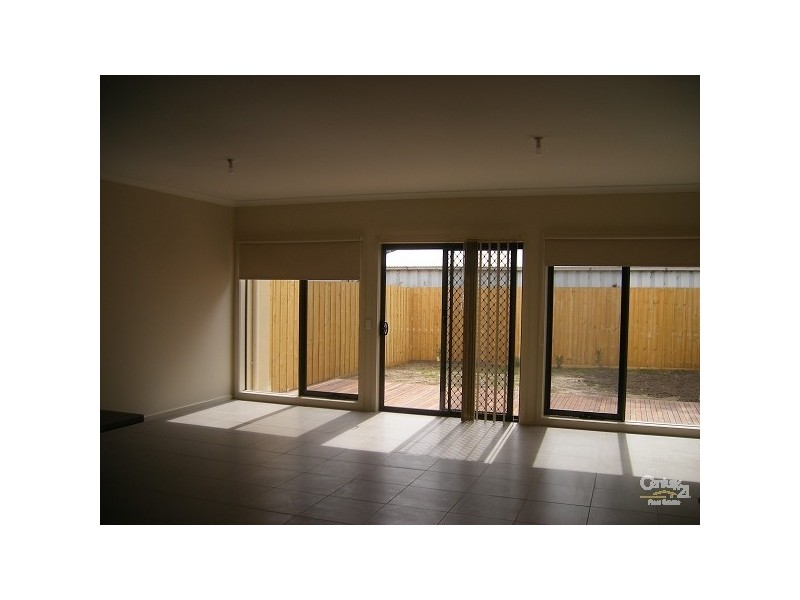 1/1 BERTY STREET, Newport VIC 3015