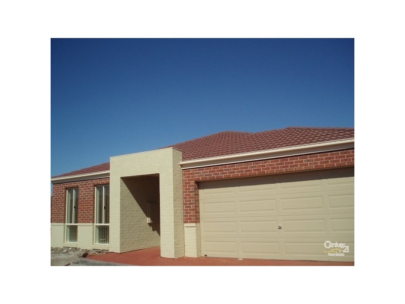 1 BANNING COURT, Point Cook VIC 3030