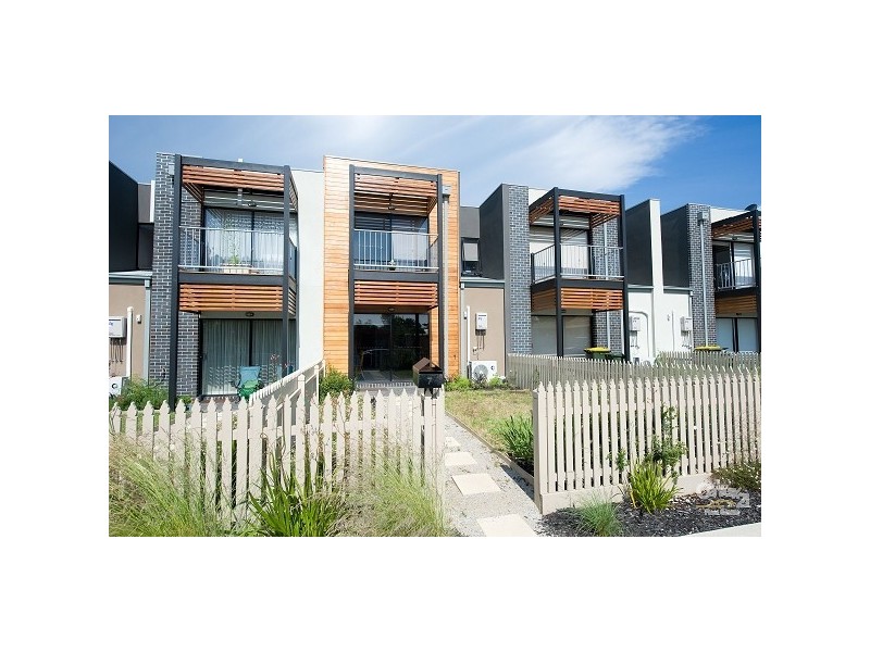 7 Kingham Street, Newport VIC 3015