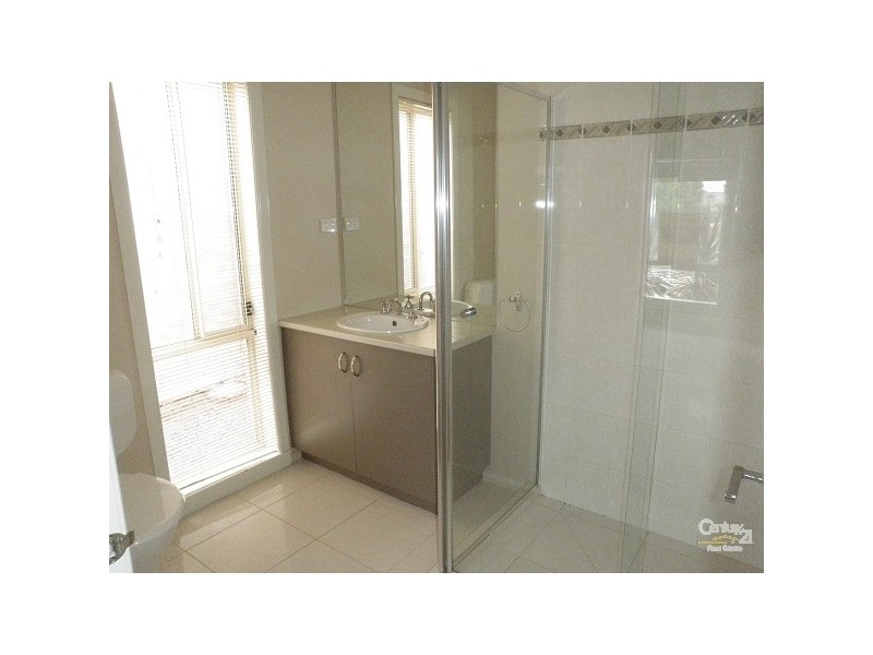 45 URBAN DRIVE, Williams Landing VIC 3027