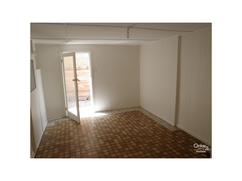 1/27 CHARLOTTE STREET, Newport VIC 3015