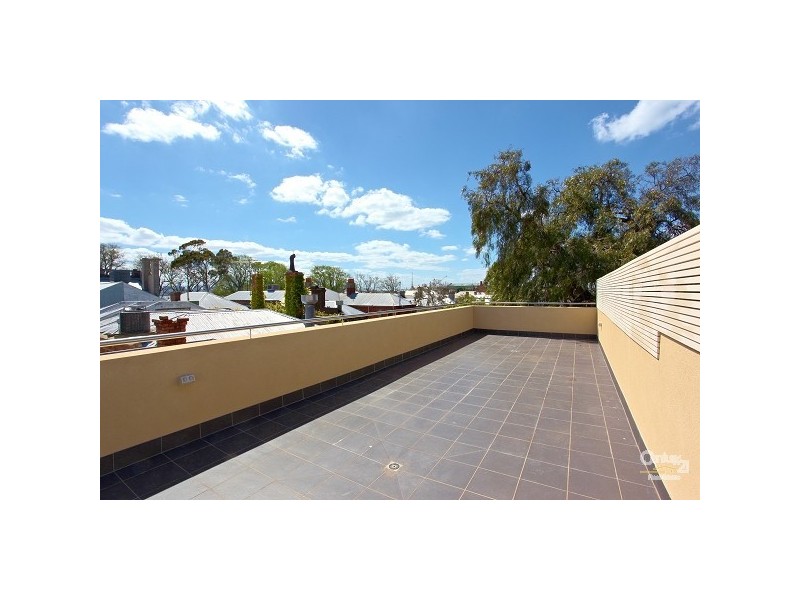 2/1 COLE STREET, Williamstown VIC 3016