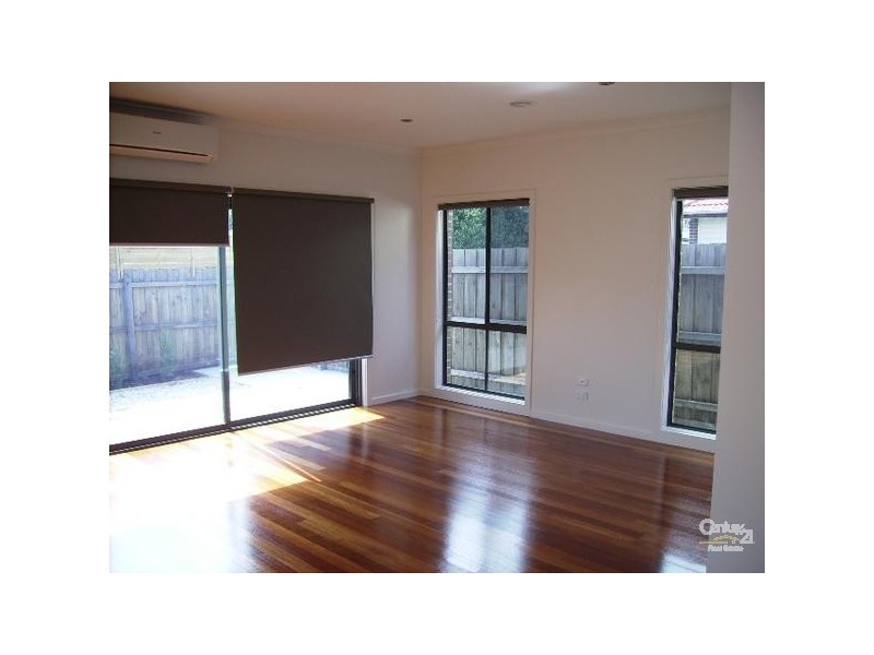 1/3 SYDNEY STREET, Newport VIC 3015