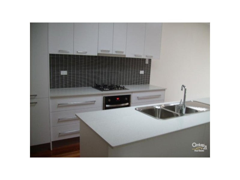 1/3 SYDNEY STREET, Newport VIC 3015