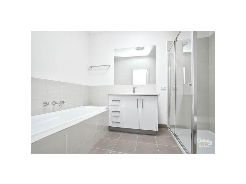 1/3 SYDNEY STREET, Newport VIC 3015