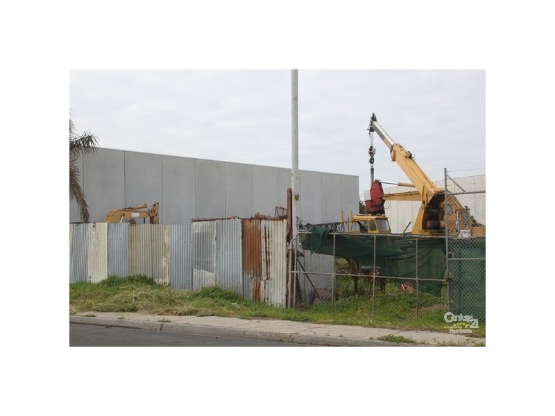 37 MACAULAY STREET, Williamstown North VIC 3016