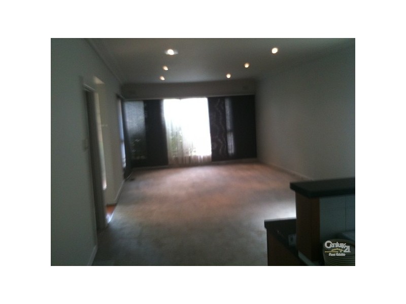 4 BENBOW STREET, Yarraville VIC 3013