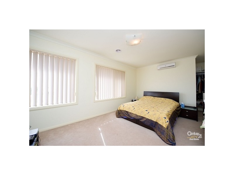 20 The Esplanade, Sanctuary Lakes VIC 3030