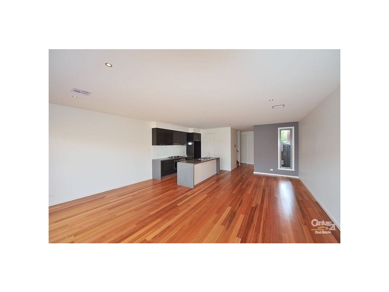 38b KERNOT STREET, South Kingsville VIC 3015