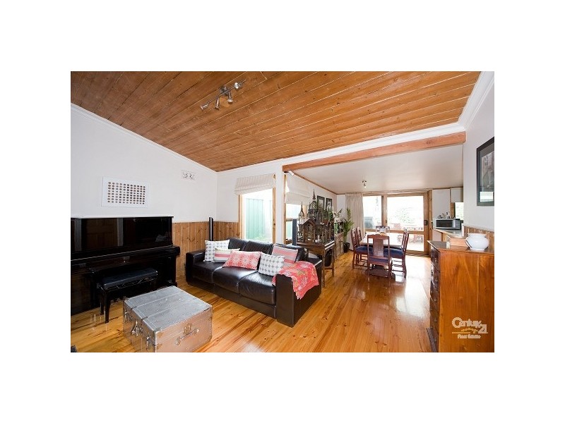 7 Dover Road, Williamstown VIC 3016