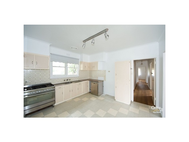 48 Crawford Street, Newport VIC 3015