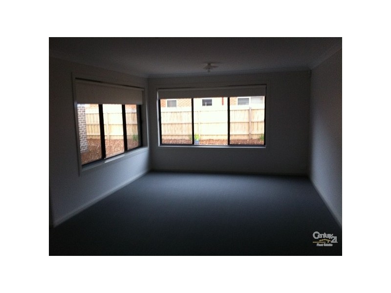 25 GRASSBIRD DRIVE, Point Cook VIC 3030