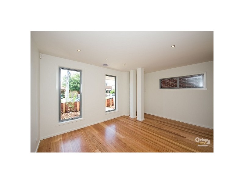 38B Kernot Street, South Kingsville VIC 3015