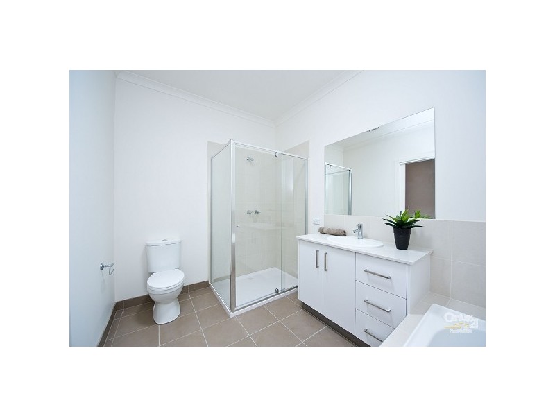 2/3 Sydney Street, Newport VIC 3015