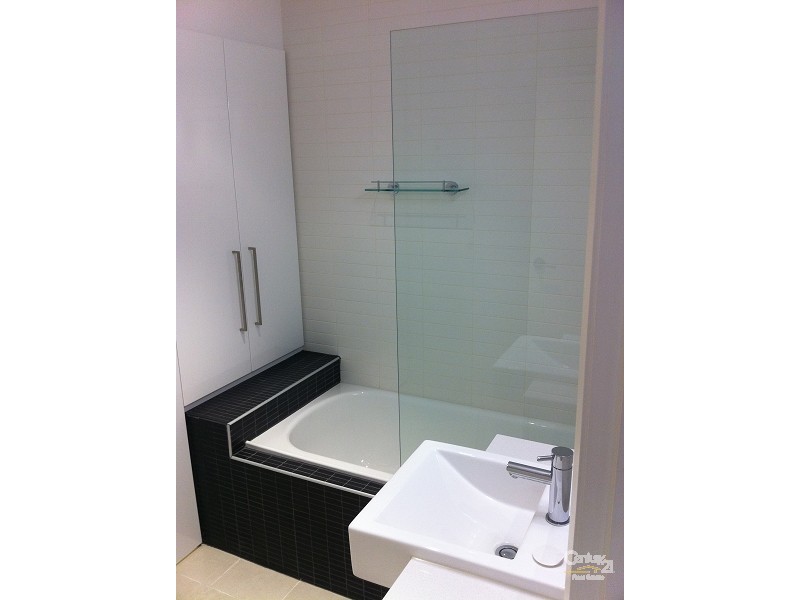 1/67-73 FERGUSON STREET, Williamstown VIC 3016