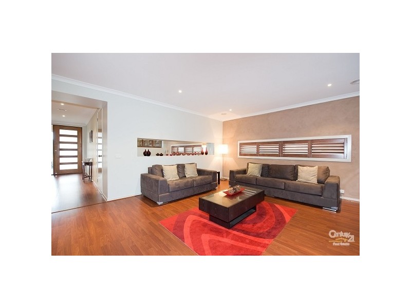 4 Ribbon Close, Point Cook VIC 3030