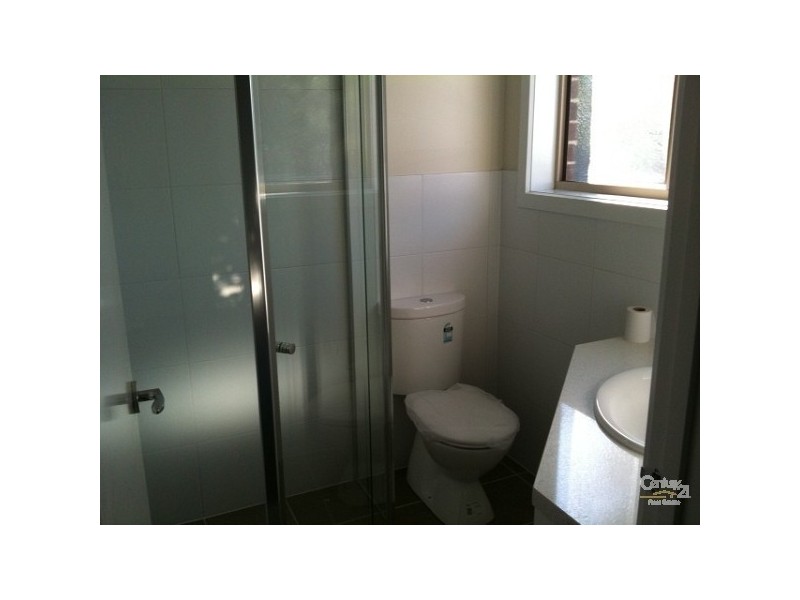 1/11 Richards Court, Brooklyn VIC 3012