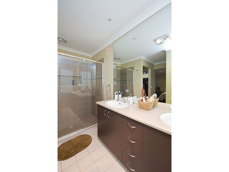 45 Juniper Avenue, Point Cook VIC 3030