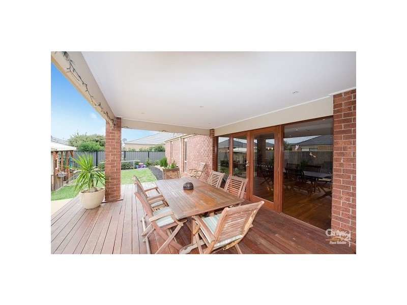 45 Juniper Avenue, Point Cook VIC 3030